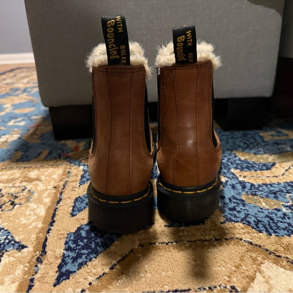 Dr. Martens 2976 fur lined Chelsea boots size 7 - Picture 4 of 7